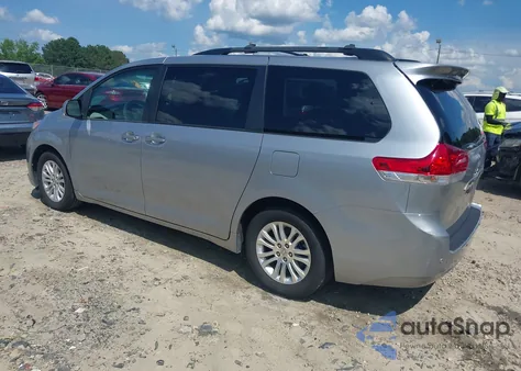 2014 Toyota Sienna Xle V6 8 Passenger из США, поврежденный, VIN 5TDYK3DC0ES453204